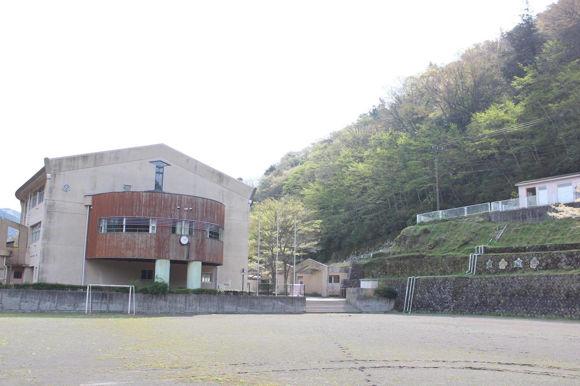Hakone Guesthouse Toi Luaran gambar